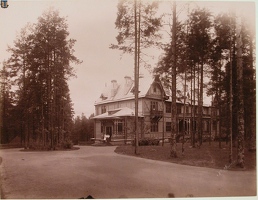 Вид здания Мариинского отделения для детей санатория (с северной стороны)