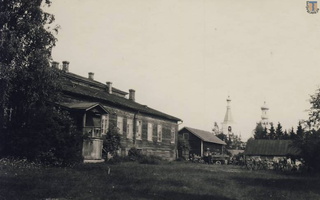 Взвод самокатчиков на постое в Кююрёля. Фотооткрытка рубежа 1920-х -1930-х гг.
