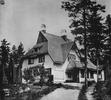 eab Sauer villa